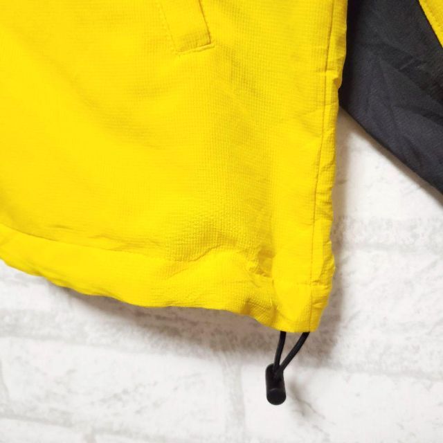 adidas(アディダス)のadidas アディダス 刺繍 ナイロンジャージ トラックジャケット 三本線 メンズのジャケット/アウター(ナイロンジャケット)の商品写真