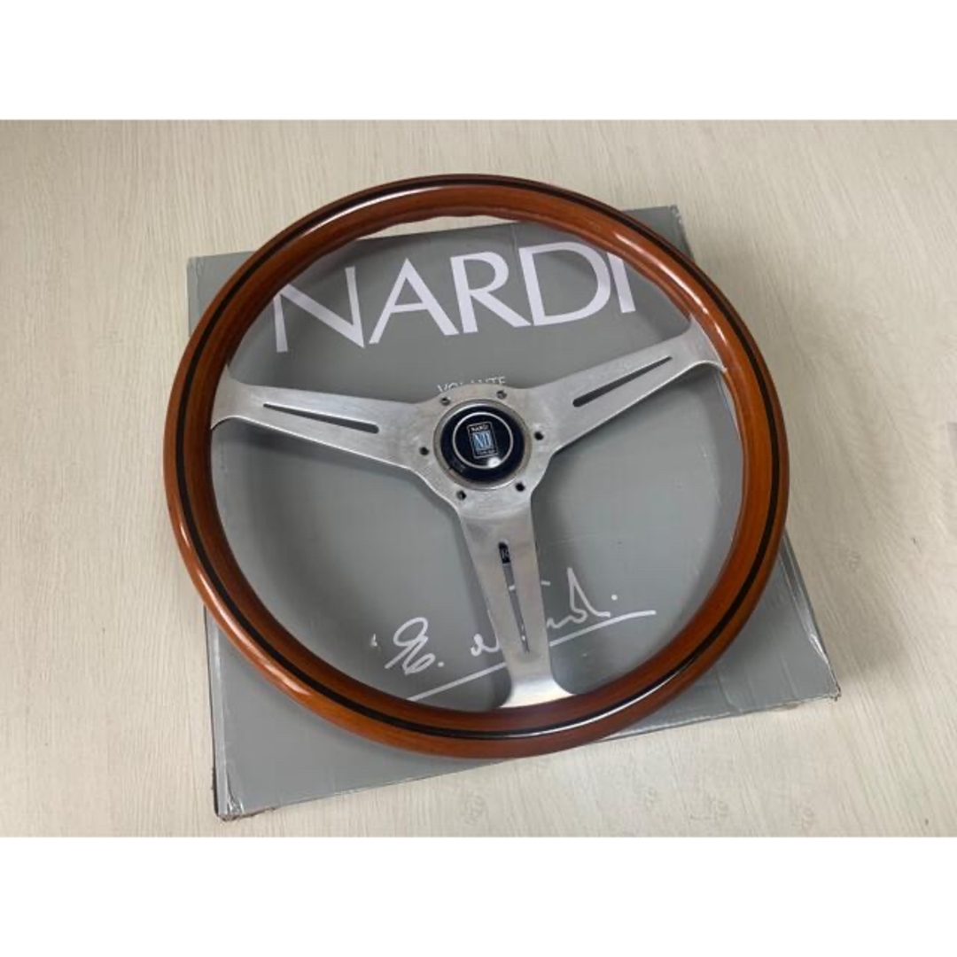 激レア NARDI classic ウッドステアリング 36.5 ナルディ 激レア NARDI classic ウッドステアリング 36.5 ナルディ