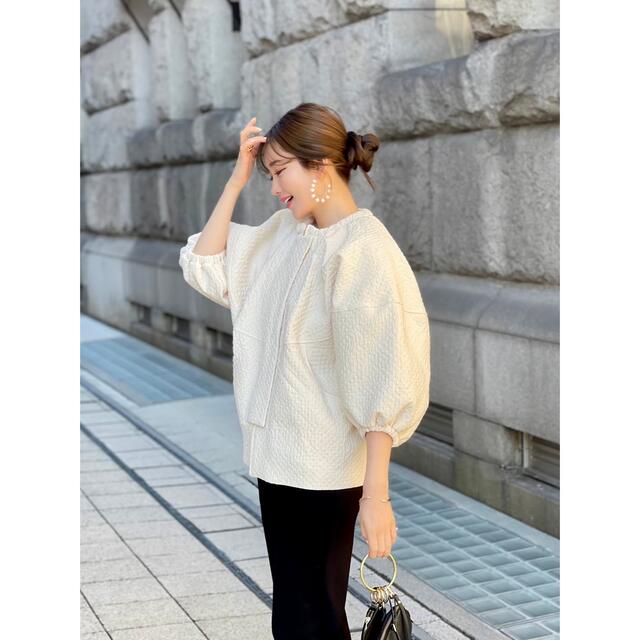 HYEON choucream blouson / vanilla の通販 by プロフ必読 m's shop ...