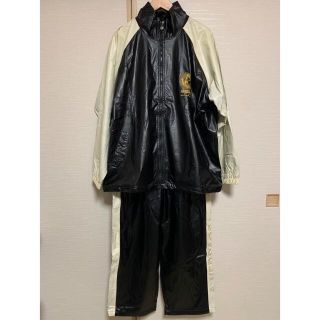 VERSACE(ナイロンジャケット)のフリマアイテム一覧 VERSACE(ナイロンジャケット)のフリマアイテム一覧