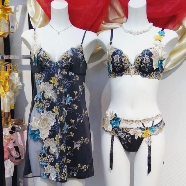 サルート 店舗限定 超希少サイズ 秋の七草 新品未使用 サルート 店舗限定 超希少サイズ 秋の七草 新品未使用