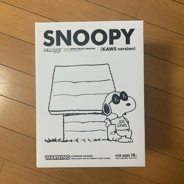 KAWS ORIGINALFAKE PEANUTS SNOOPY エンタメ/ホビーのフィギュア(その他)の商品写真