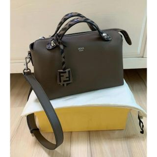 フェンディ ショルダーバッグ(レディース)の通販 4,000点以上 | FENDI ...