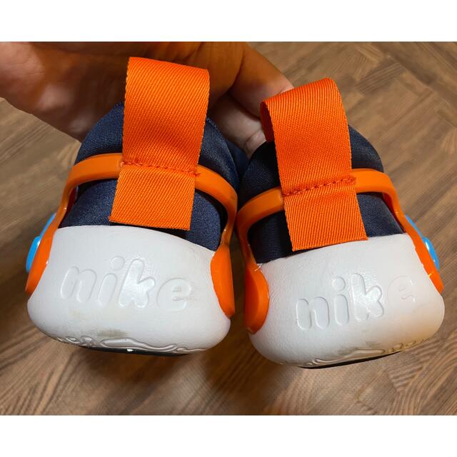 NIKE(ナイキ)のNIKE ダイナモゴー　22センチ キッズ/ベビー/マタニティのキッズ靴/シューズ(15cm~)(スニーカー)の商品写真