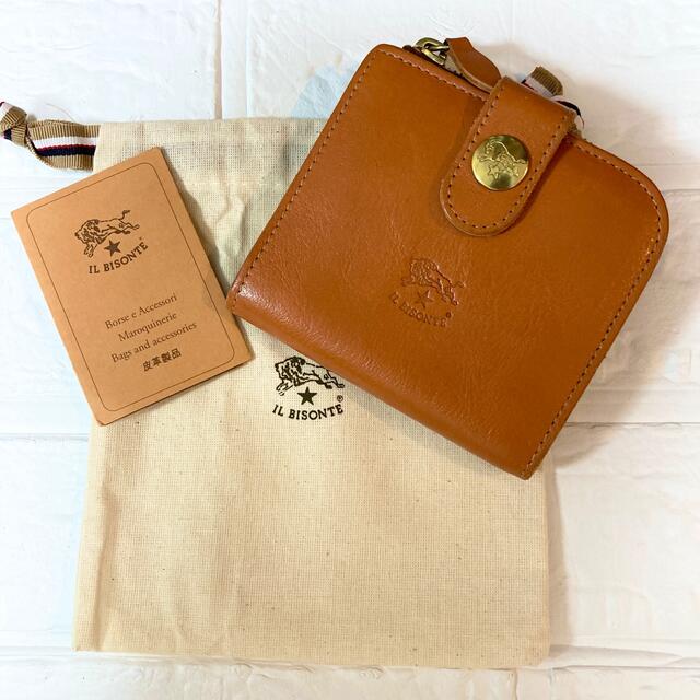 49%割引 【SEAL限定商品】 IL BISONTE - 【美品】 イルビゾンテ 折り