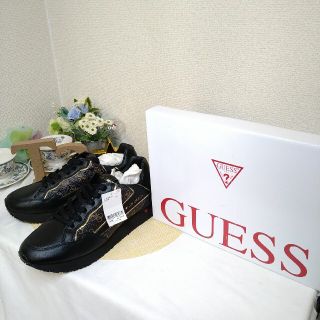 ゲス(GUESS)の☆匿名配送☆☆磨き作業できます！☆ GUESS ゲス スニーカー 金柄(スニーカー)