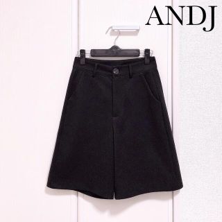 アンドジェイ(ANDJ)のアンドジェイ ウール 調 ハーフ パンツ(ハーフパンツ)