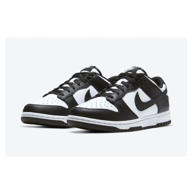 NIKE(ナイキ)の【新品★送料込み‼️】Nike WMNS Dunk Low レディースの靴/シューズ(スニーカー)の商品写真