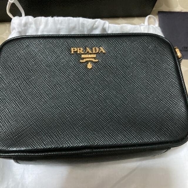 PRADA(プラダ)の新品PRADAプラダ　ミニショルダーバッグ レディースのバッグ(ショルダーバッグ)の商品写真