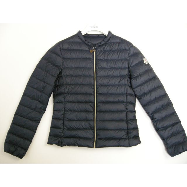 MONCLER(モンクレール)のキッズ12A(大人女性00相当)新品本物◆モンクレールAMBRINEライトダウン キッズ/ベビー/マタニティのキッズ服女の子用(90cm~)(ジャケット/上着)の商品写真