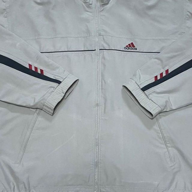 adidas(アディダス)のアディダス　万国旗タグ　ジップアップジャケット　刺繍ロゴ　ビッグロゴ　90s L メンズのジャケット/アウター(ブルゾン)の商品写真