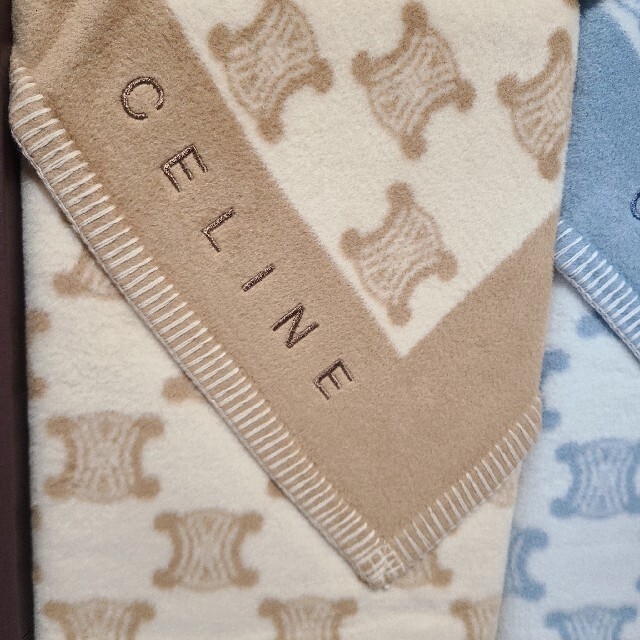 celine(セリーヌ)のCELINE　セリーヌ　綿毛布　毛布　ペア インテリア/住まい/日用品の寝具(毛布)の商品写真