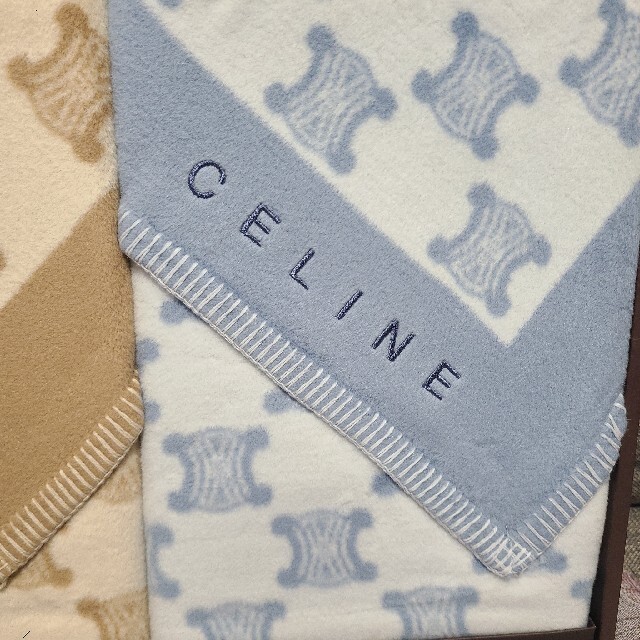 celine(セリーヌ)のCELINE　セリーヌ　綿毛布　毛布　ペア インテリア/住まい/日用品の寝具(毛布)の商品写真