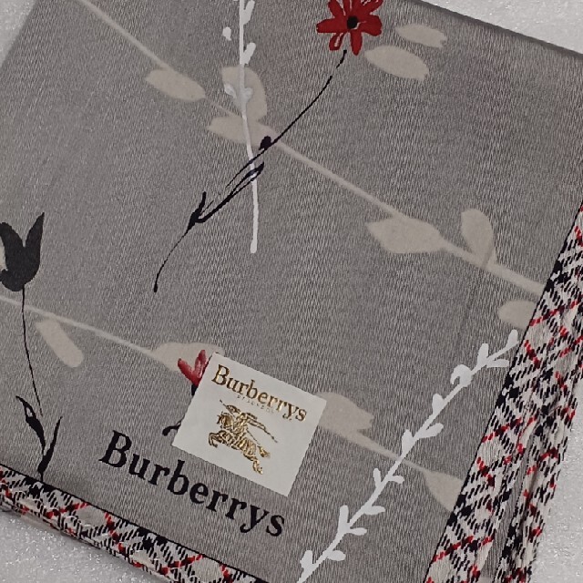 BURBERRY - 値下げ📌バーバリー☆大判ハンカチ🌼の通販 by りん's shop