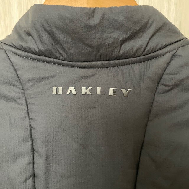 Oakley(オークリー)のオークリーゴルフライン　フルジップジャケット スポーツ/アウトドアのゴルフ(ウエア)の商品写真