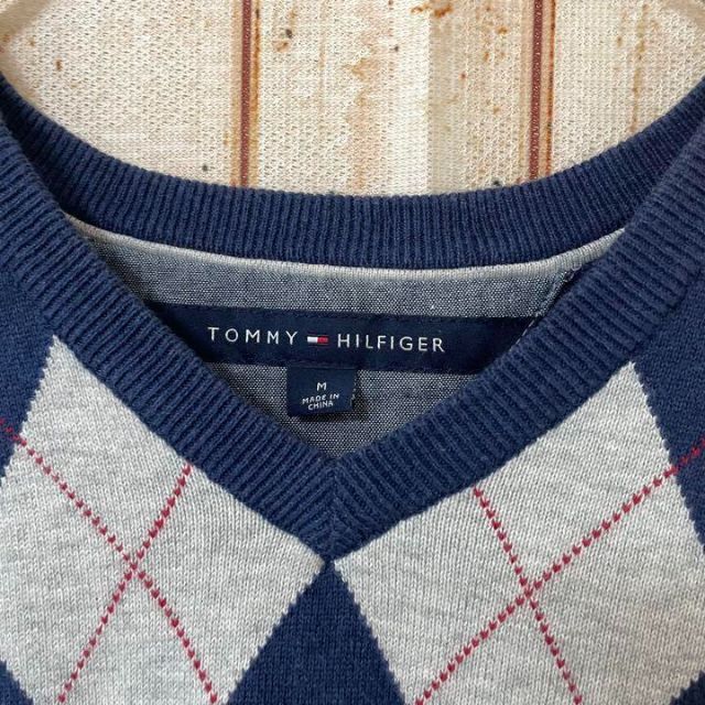 TOMMY HILFIGER(トミーヒルフィガー)の【人気柄】トミーヒルフィガー　アーガイル柄　紺　セーター メンズのトップス(ニット/セーター)の商品写真