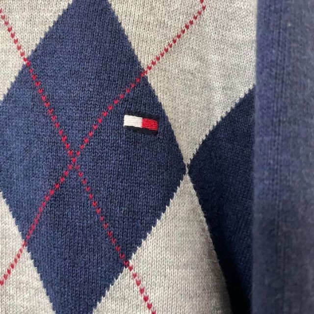 TOMMY HILFIGER(トミーヒルフィガー)の【人気柄】トミーヒルフィガー　アーガイル柄　紺　セーター メンズのトップス(ニット/セーター)の商品写真