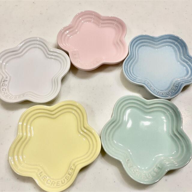 ルクルーゼ フラワープレート14cm 5枚セット cutacut.com
