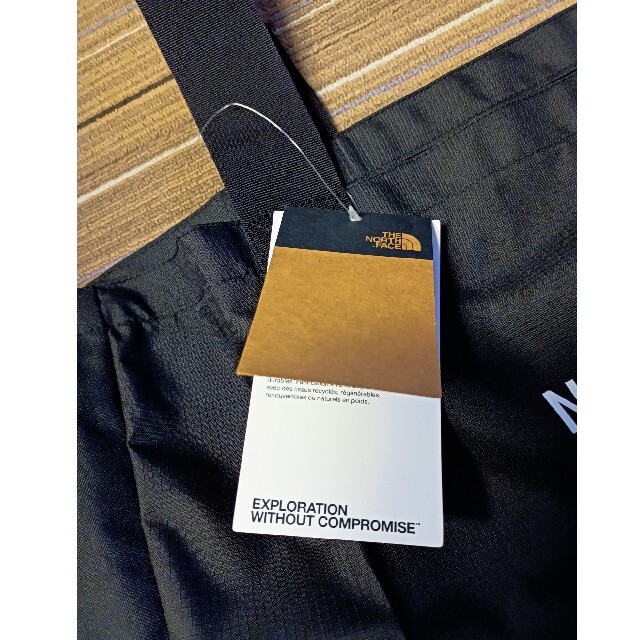 THE NORTH FACE(ザノースフェイス)のノースフェイス トートバック ブラック ナイロン トート エコバック メンズのバッグ(トートバッグ)の商品写真