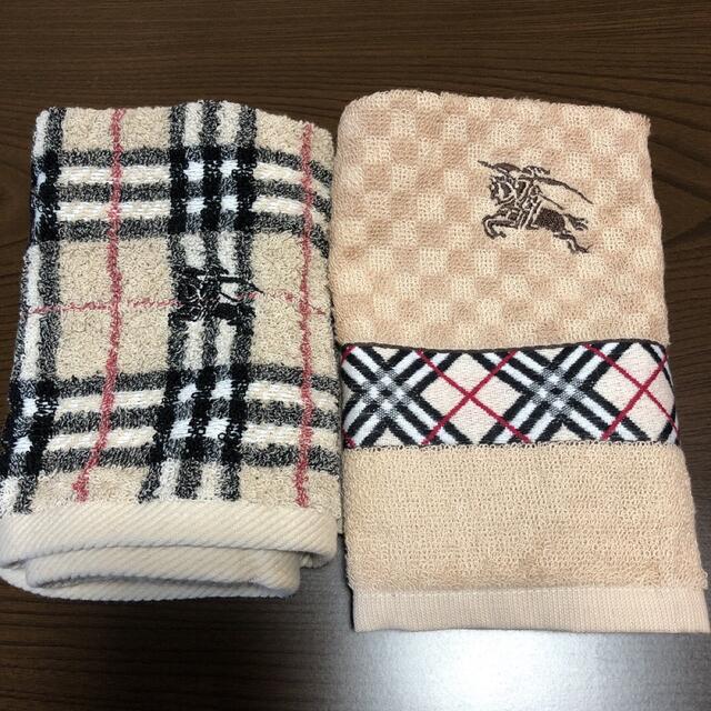 BURBERRY(バーバリー)のバーバリー　ウォッシュタオル 2点　BURBERRY インテリア/住まい/日用品の日用品/生活雑貨/旅行(タオル/バス用品)の商品写真