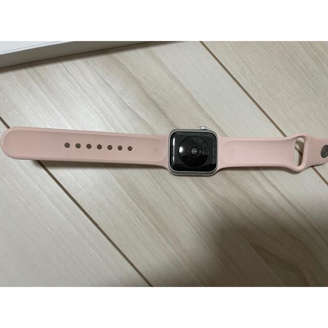 Apple(アップル)のApple WatchSE 40mm  メンズの時計(腕時計(デジタル))の商品写真