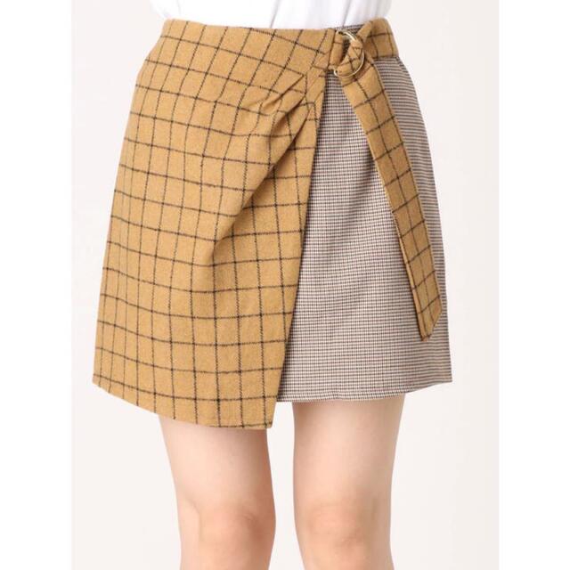 dazzlin(ダズリン)のダズリン　新品　スカート　ミニスカート  ミニ　イエロー　韓国　人気　即日発送 レディースのスカート(ミニスカート)の商品写真