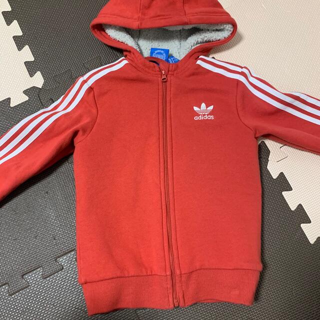 adidas(アディダス)のadidas♡裏ボアパーカー キッズ/ベビー/マタニティのキッズ服女の子用(90cm~)(ジャケット/上着)の商品写真