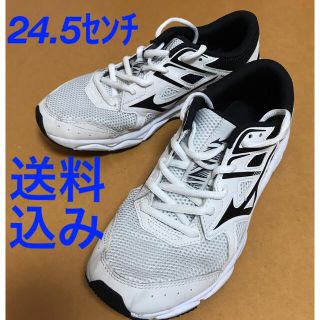 ミズノ(MIZUNO)のミズノ ランニングシューズ  24.5センチ　中古(シューズ)