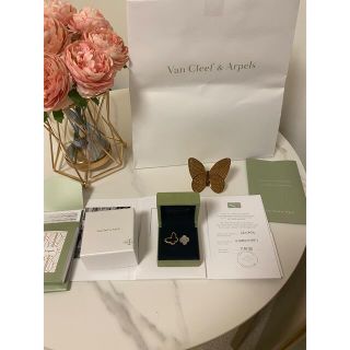 ヴァンクリーフアンドアーペル(Van Cleef & Arpels)の♡ヴァンクリVCAラッキーアルハンブラタイガーズアイアントレレドアリング♡(リング(指輪))