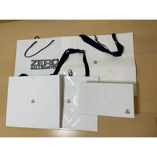 MONCLER - モンクレール クレイググリーン ポーチ 黄色 ラファエルの ...