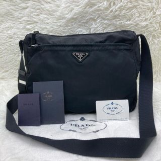 プラダ(PRADA)の美品✨　プラダ　ショルダーバッグ  ポシェット　三角ロゴ　ブラック　ナイロン(ショルダーバッグ)