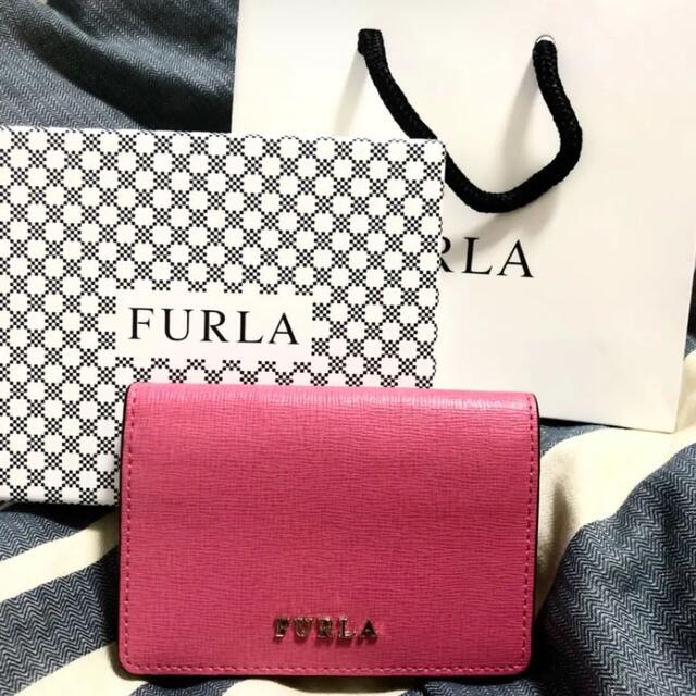 FURLA 名刺入れ　カードケース　ピンク