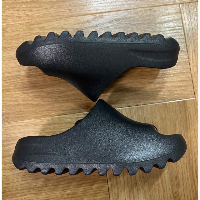 adidas(アディダス)のadidas KIDS YEEZY Slide "ONYX" キッズ/ベビー/マタニティのキッズ靴/シューズ(15cm~)(サンダル)の商品写真