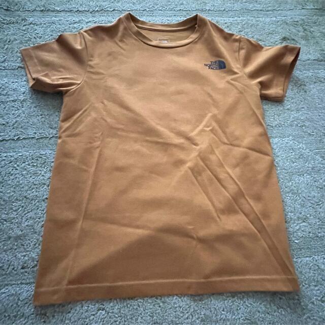 ★The north Face★Tシャツ★ロゴあり★140cm キッズ/ベビー/マタニティのキッズ服女の子用(90cm~)(Tシャツ/カットソー)の商品写真