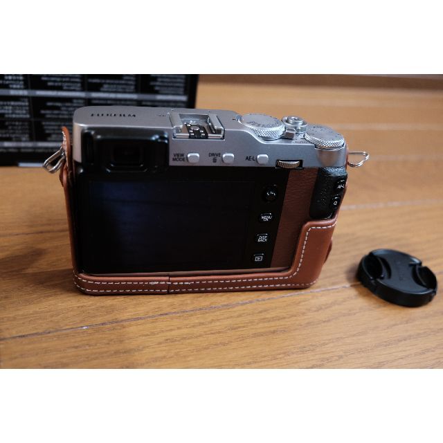 紺さま専用★ X-E3ブラウン＋XF27ｍｍF2.8 R WR★美品 スマホ/家電/カメラのカメラ(ミラーレス一眼)の商品写真