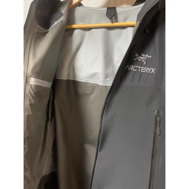 ARC'TERYX(アークテリクス)の【正規】ベータ SL ハイブリッドジャケット メンズのジャケット/アウター(マウンテンパーカー)の商品写真