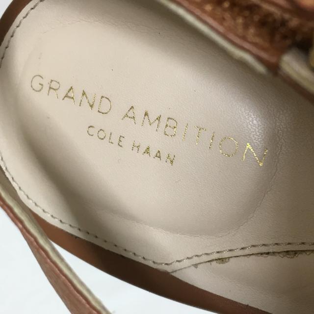 Cole Haan(コールハーン)のコールハーン サンダル 7 1/2B レディース レディースの靴/シューズ(サンダル)の商品写真