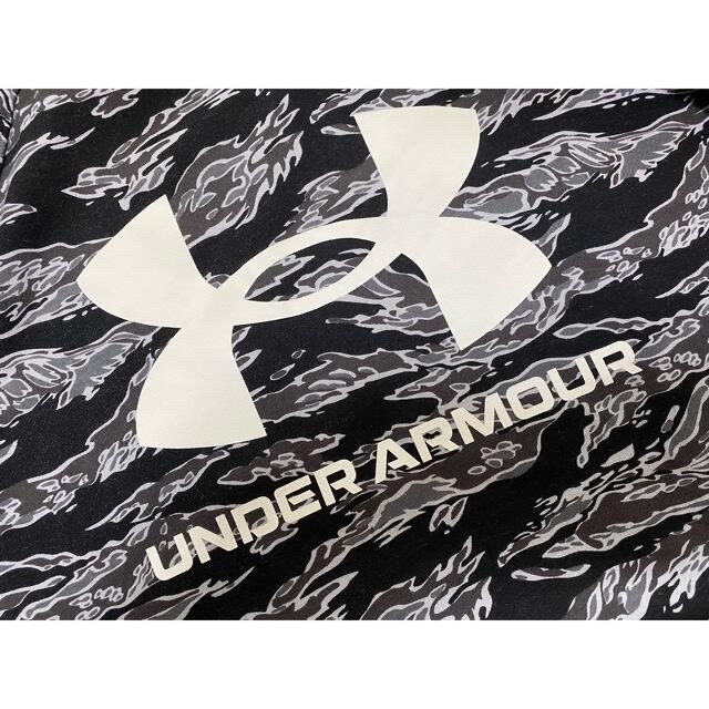 UNDER ARMOUR(アンダーアーマー)のUNDER ARMOUR スウェットパーカー(XL)(LL)プルオーバーパーカー メンズのトップス(パーカー)の商品写真