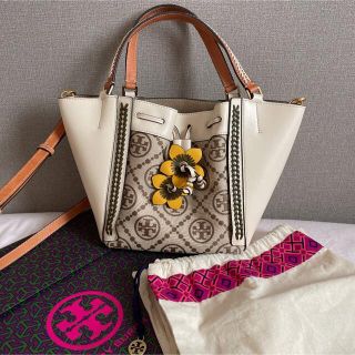 トリーバーチ モノグラムの通販 100点以上 | Tory Burchを買うならラクマ