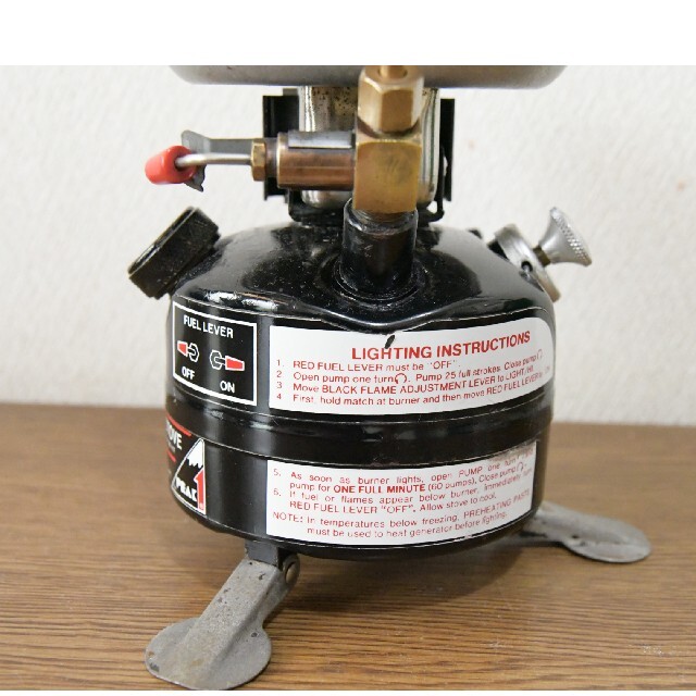 Coleman(コールマン)のColeman 400A STOVE  2レバー  （黒） スポーツ/アウトドアのアウトドア(ストーブ/コンロ)の商品写真