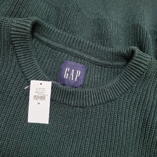 ギャップ(GAP)の新品　未使用　GAP　セーター　ニット　緑　グリーン　モスグリーン　メンズ(ニット/セーター)