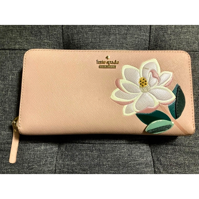 Kate spade ピンクベージュ　長財布