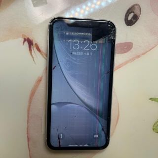 iPhone  XR 128GB SIMフリー　ジャンク(スマートフォン本体)