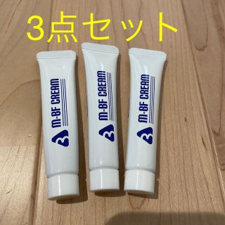 カテゴリ 水いぼクリーム CREAMの通販 by しろいお店｜ラクマ 3A M-BF カテゴリ