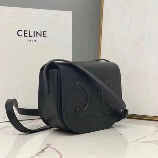 CELINE フォルコ キュイル トリオンフ/スムースカーフスキン