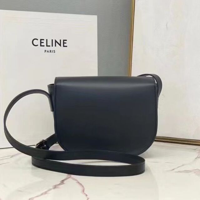 CELINE フォルコ キュイル トリオンフ/スムースカーフスキン