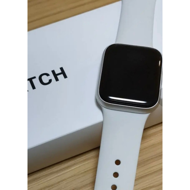 Apple Watch - Apple Watch SE シルバー バンド付きの通販 by あーたん