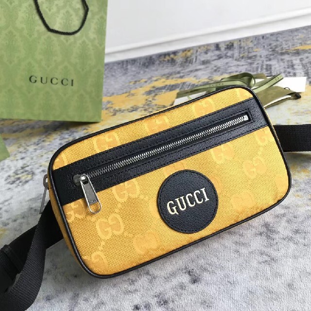 人気のファッションブランド！ Gucci GUCCI ウエストポーチ ボディバッグ ボディーバッグ