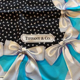 ティファニーブルーTiffany & Co.　ティファニー　リボンスカーフ　アクセサリー柄