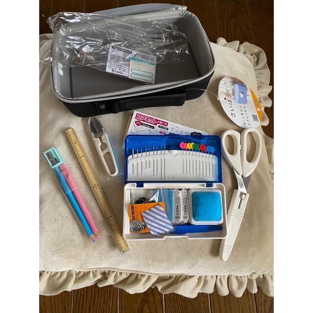 Disney 新品こうぶん裁縫セット光文書院トイストーリー黒ディズニー小学校フルセットブラックの通販 By ビビディバビディshop ディズニーならラクマ